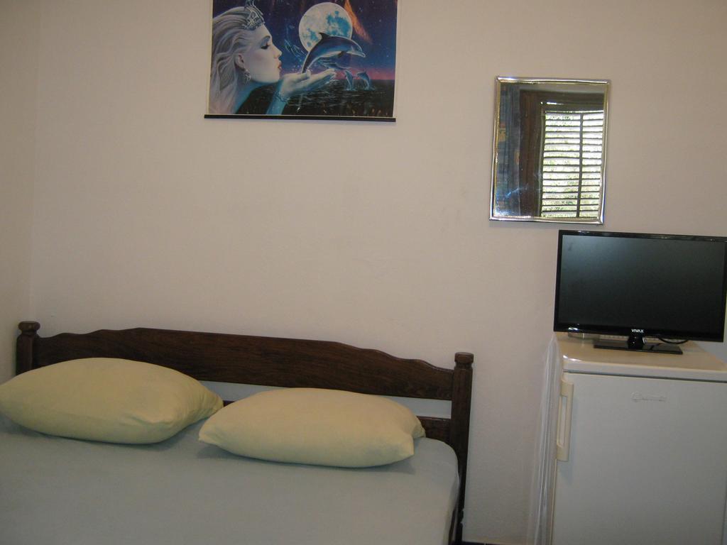 Apartments Ceca ティヴァト エクステリア 写真