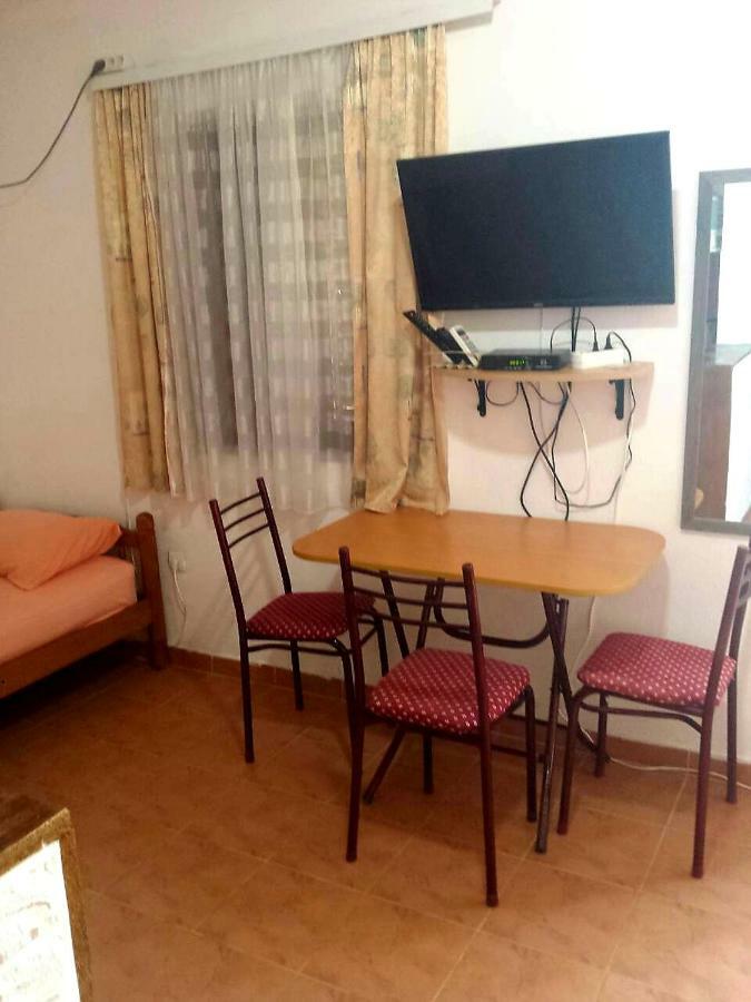 Apartments Ceca ティヴァト エクステリア 写真