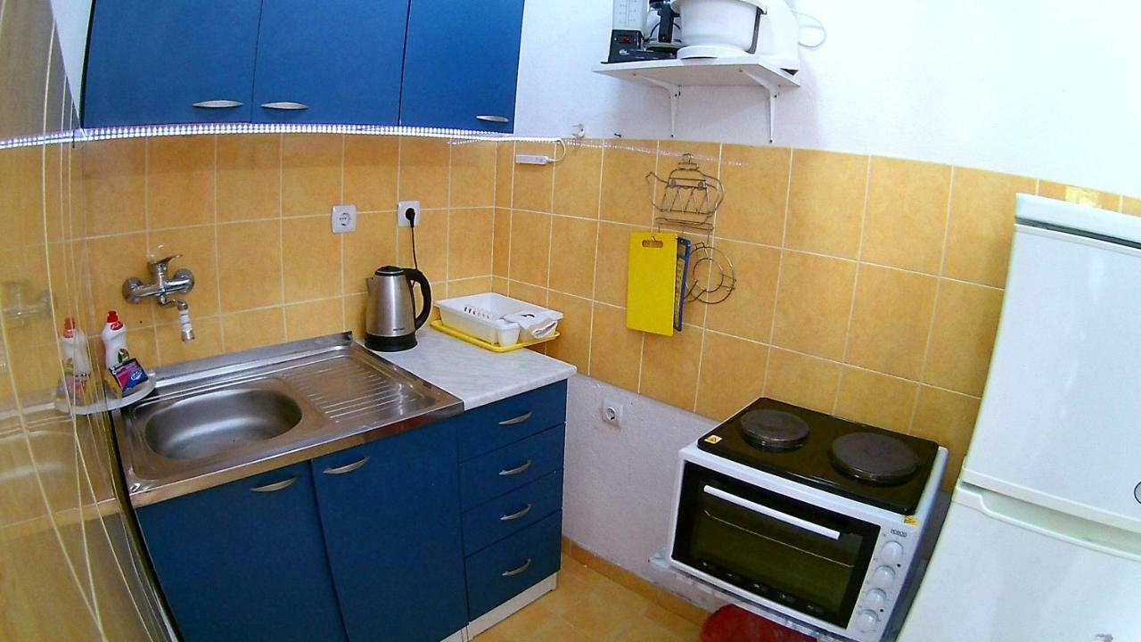 Apartments Ceca ティヴァト エクステリア 写真